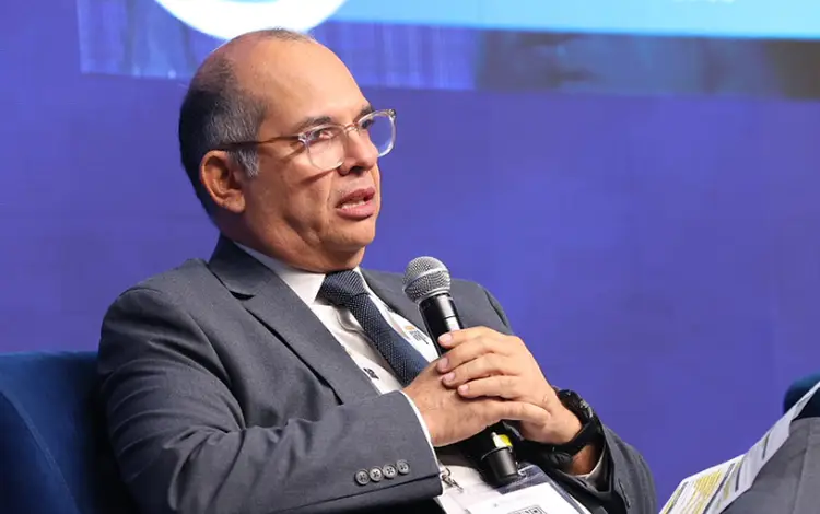 Luis Miguel Castilla advierte que la polarización política amenaza la expansión minera del Perú
