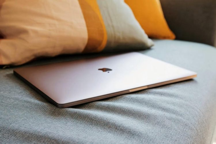 MacBook
