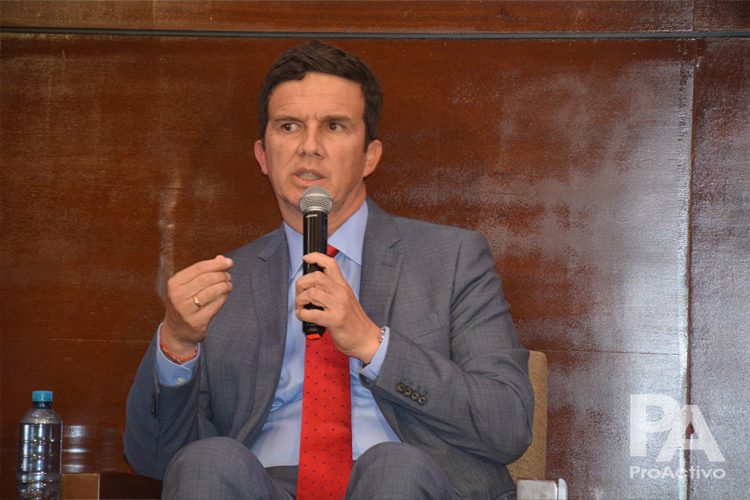 Miguel Incháustegui