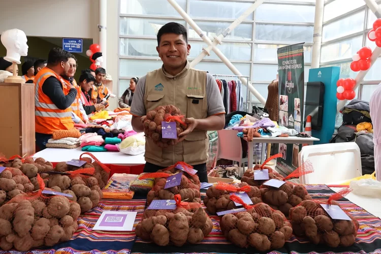 Compañía Minera Antamina realiza Feria de Productos Locales