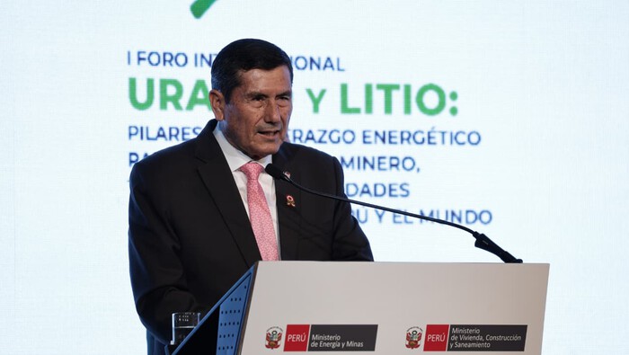Luis Arroyo: reservas de litio y uranio deben traducirse en desarrollo para la sierra sur