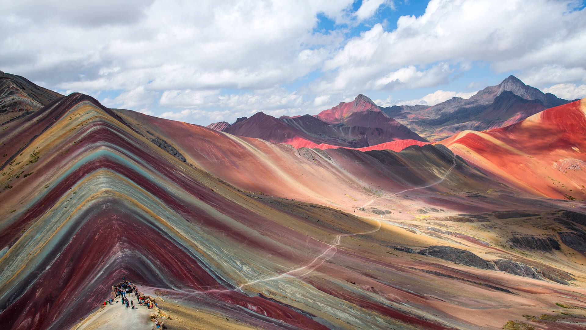 PCM impulsa acuerdo para la gestión de la Montaña de Siete Colores