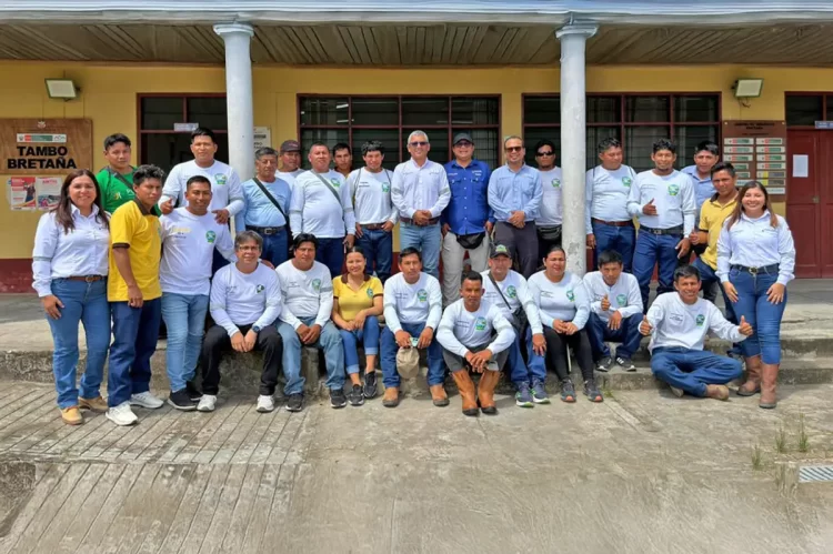 monitores socioambientales del Lote 95