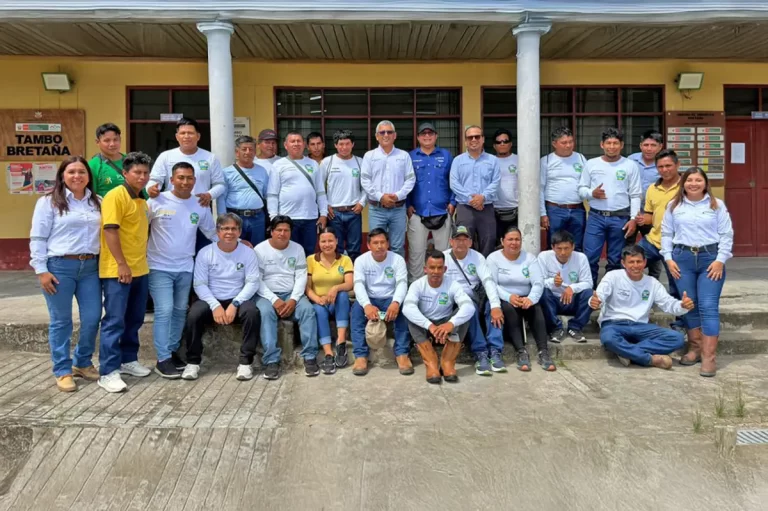 monitores socioambientales del Lote 95