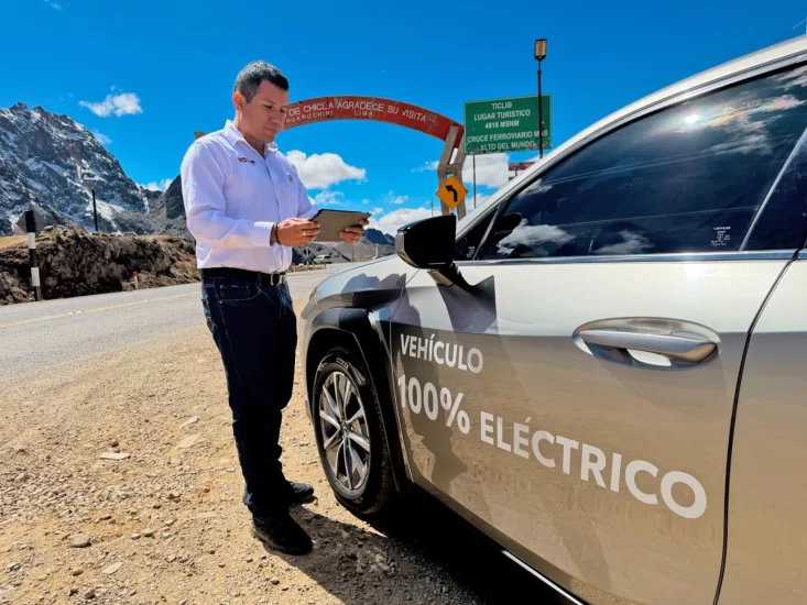 Vehículo eléctrico supera con éxito prueba de rendimiento en la ruta Lima–Ticlio–Lima
