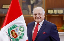 Fallece Fernando D’Alessio Ipinza, fundador de Centrum