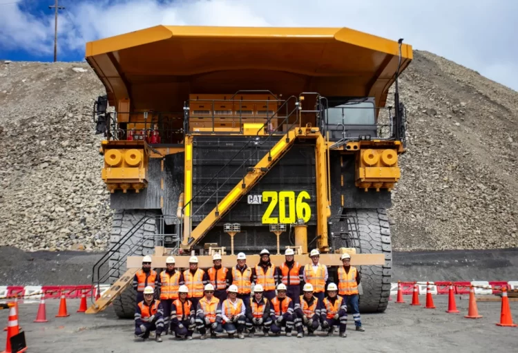 Ferreyros Antamina camiones ultraclass CAT 798