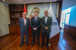 MINEM y ACOMIPE acuerdan impulsar una minería más competitiva y segura
