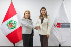 Midis y WIM Perú impulsarán carreras STEM entre jóvenes usuarias de programas sociales