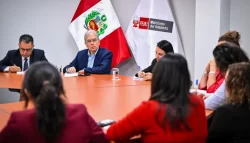 Vladimiro Huaroc anuncia comisión estratégica para reactivar proyectos y fortalecer la gobernanza ambiental