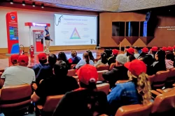 Petroperú promueve mejores estándares de servicio y seguridad en estaciones afiliadas a Petrored