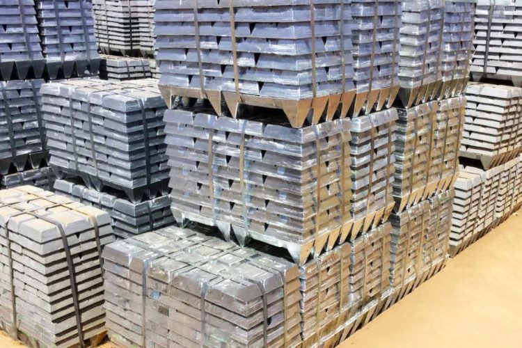 Precio del zinc alcanzó máximo desde 2022 y sube 55% por caída de inventarios