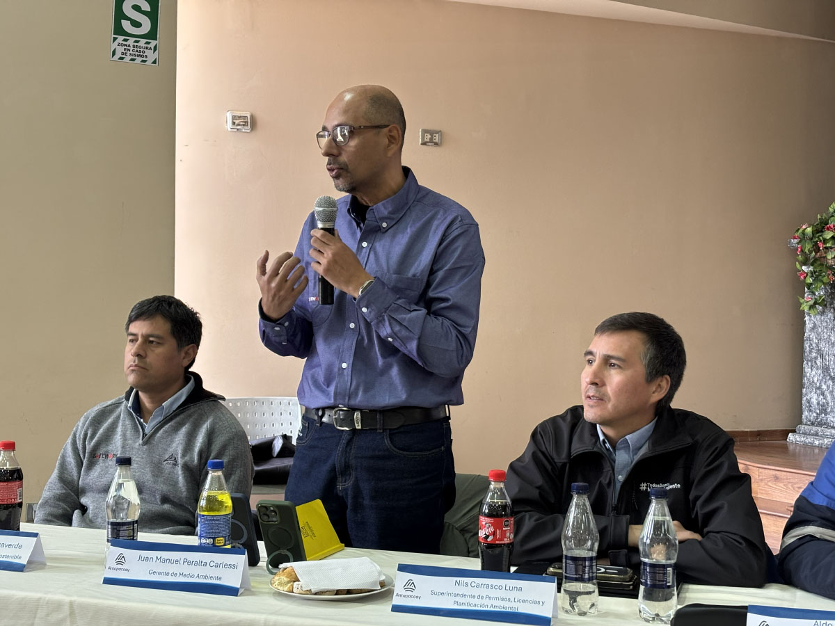 Antapaccay acerca a las comunidades información sobre sus monitoreos de calidad de agua y aire