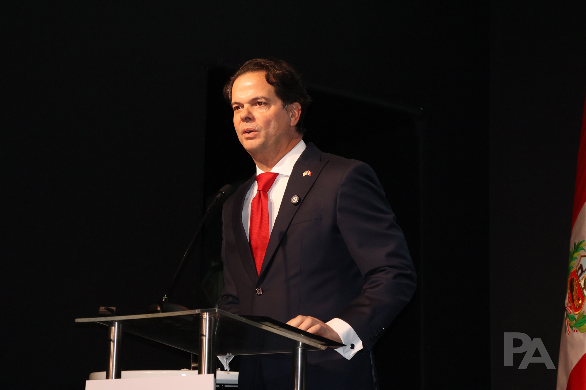 Estados Unidos y Perú consolidan alianza en PERUMIN 38 para acelerar la inversión en minerales críticos (Exclusivo)