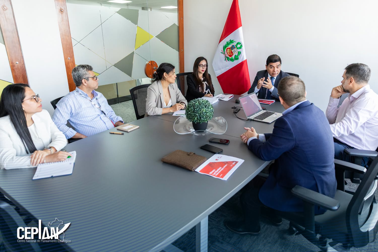 Las Bambas y CEPLAN fortalecen la gestión local en el Corredor Vial Sur