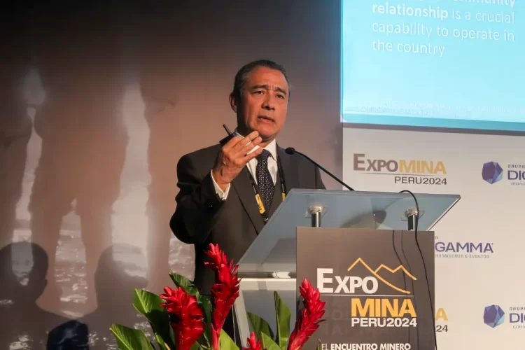 Luis Rivera, Glencore