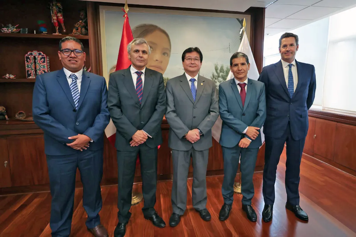 Perú y Ecuador avanzan en integración energética con línea de transmisión Piura-Nueva Frontera