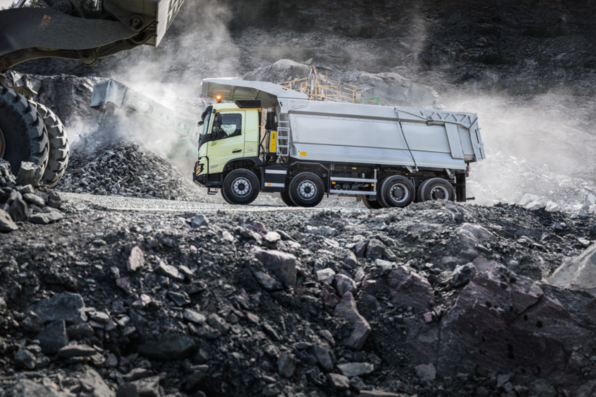 EXPOMINA 2026: Volvo Group Peru presenta nuevas soluciones de seguridad, electrificación y gestión de flotas para la minería