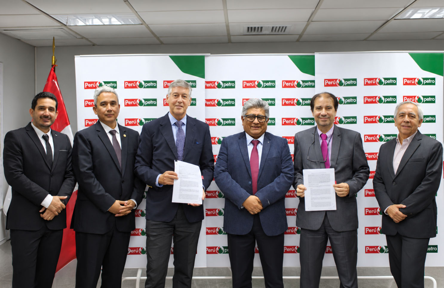 PERUPETRO y consorcio suscriben convenio de evaluación técnica para ampliar conocimiento de la Cuenca Marañón