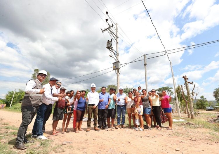 MINEM supervisa obras eléctricas en San Martín