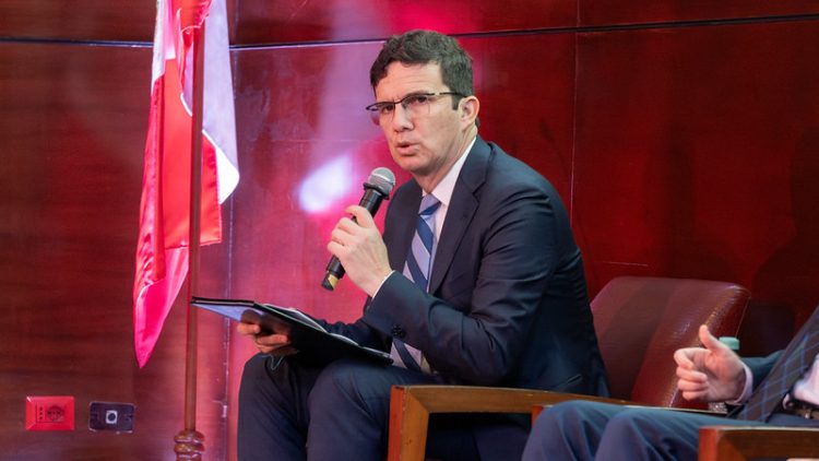 Miguel Incháustegui