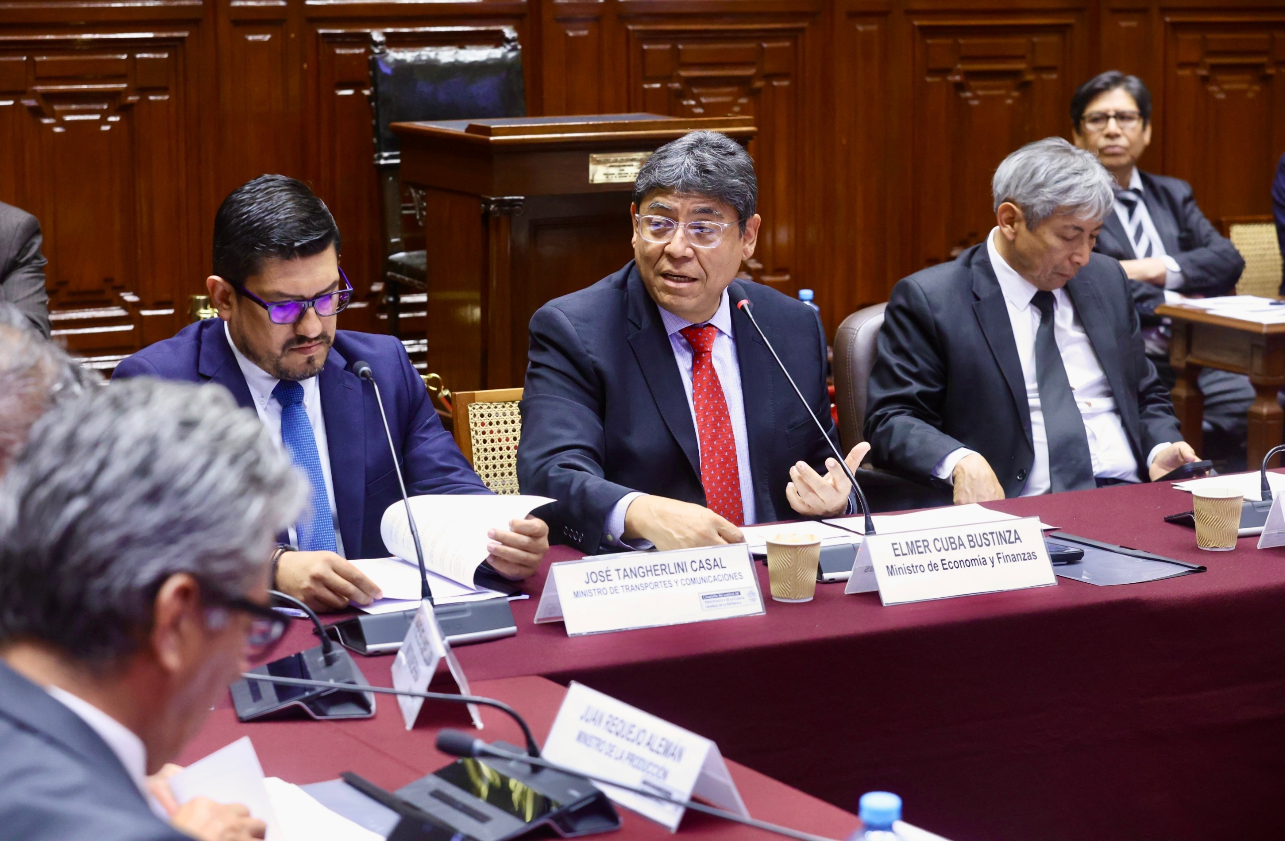 Crédito suplementario: Gobierno destinará S/ 8,228 millones a obras y servicios