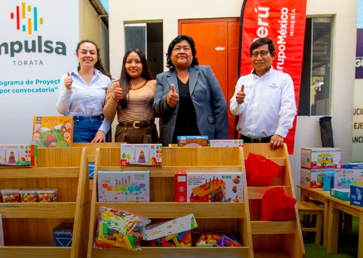 Southern Perú impulsa educación en Torata con mobiliario, materiales y equipos tecnológicos