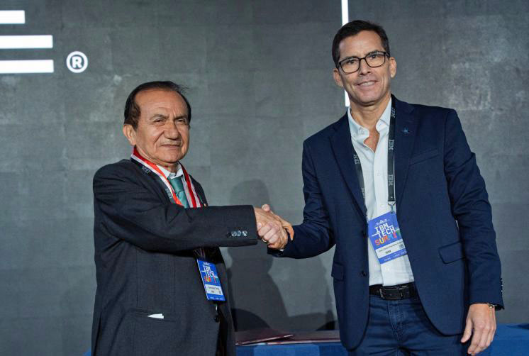 UNI e IBM firman convenio para impulsar la formación e investigación en computación cuántica e inteligencia artificial