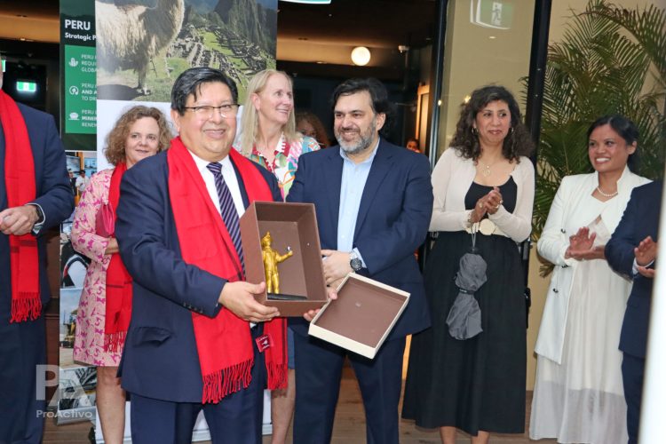 delegación peruana en IMARC 2026